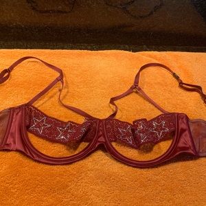 Victoria’s Secret strappy star embellishment bra